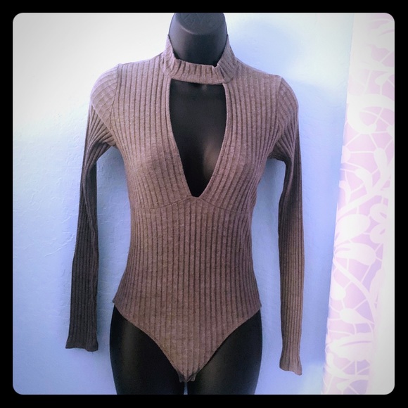 Solemio Tops - Solemio Ribbed choker bodysuit. Size small